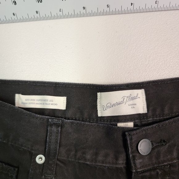 Universal Thread Super Wide Leg Relaxed Hip & Thigh Mid-Rise Size 16 Black - Picture 5 of 6